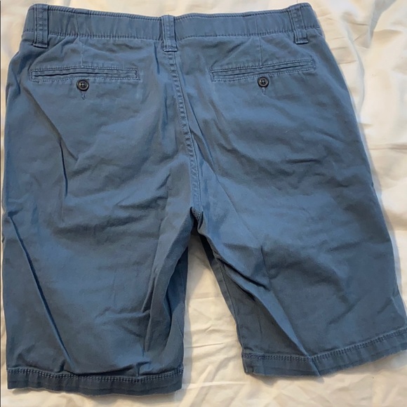 Blue cargo shorts - Picture 2 of 3
